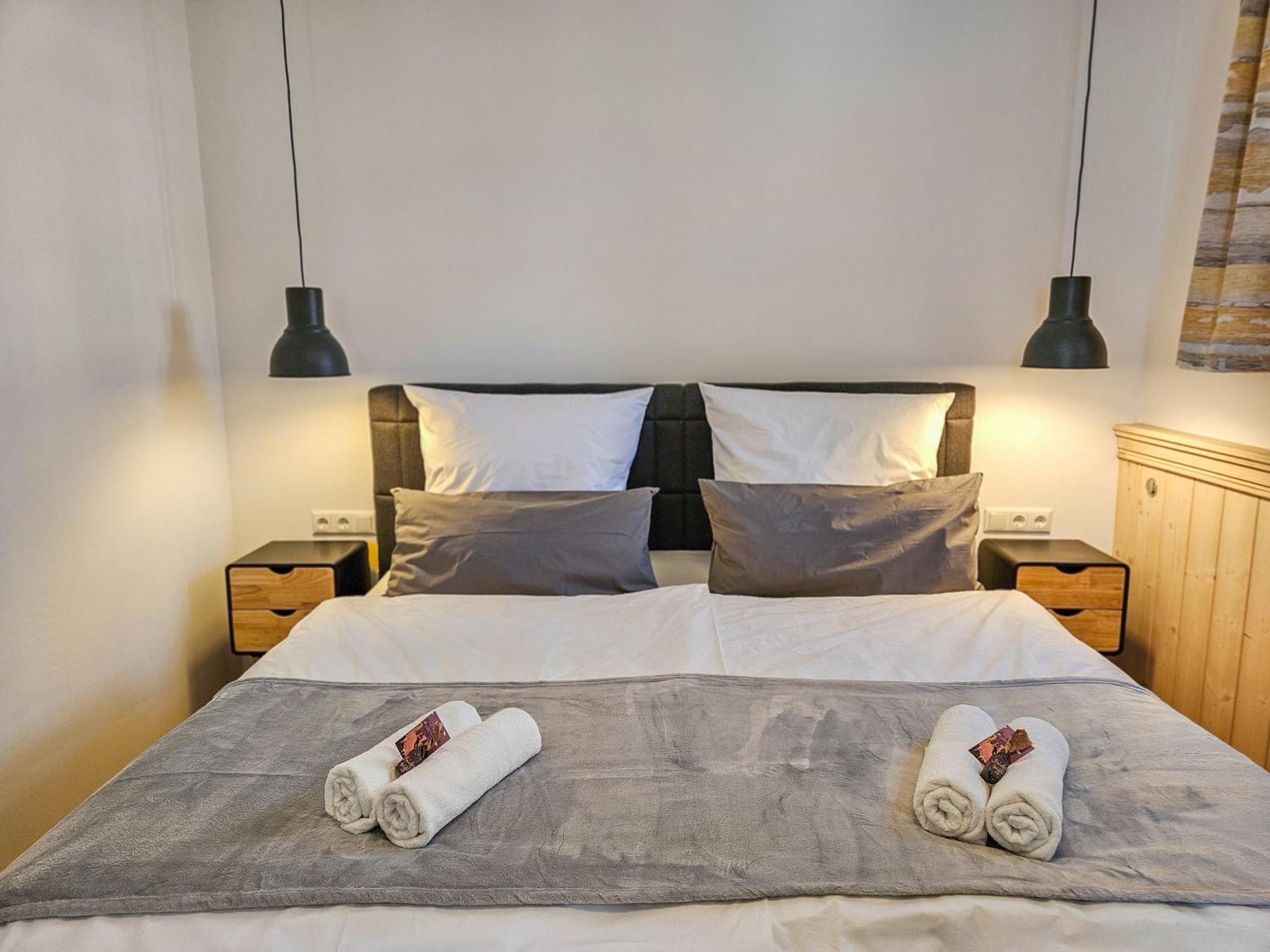Micasa Rooms - Altbauflair Im Denkmal, Parken, Nahe Messe - Ega - Mdr Erfurt Esterno foto